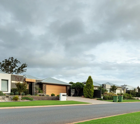 Clive Berghofer Land Sales - Wilsonton, QLD