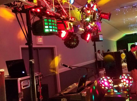 Sound Illusions DJ Service - Washington, IL