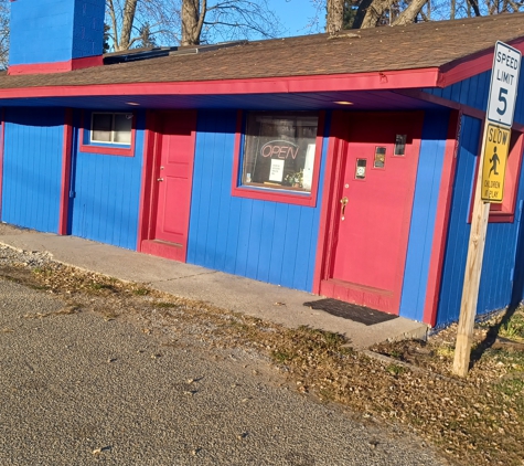 Pontiac Lake Motel - White Lake, MI