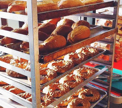 pasteleria y panaderia zinapecuaro - Sturgis, MI