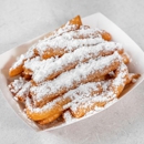 Walter's Hot Dogs - American Restaurants