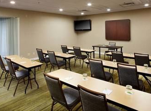 Courtyard by Marriott - Lansing, MI