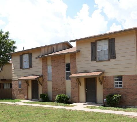 Thornwood Apartments - Midland, TX