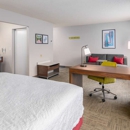 Hampton Inn & Suites Hartford-Manchester - Hotels