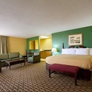 Days Inn & Suites by Wyndham Duncan/Spartanburg - Motels