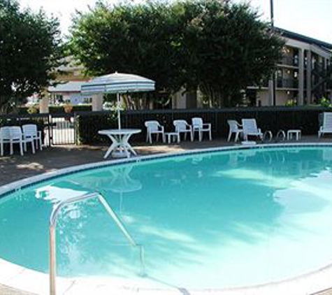 Executive Inn - Dallas, TX