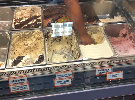 Yo Mama's Ice Cream - Fort Lauderdale, FL