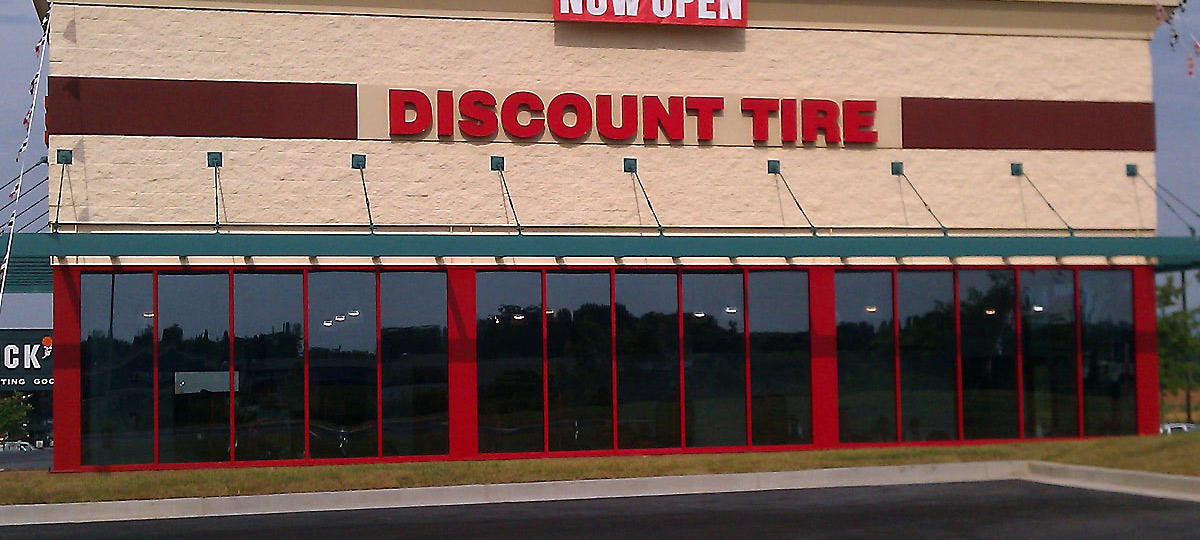 discount tire 238 hamilton crossing dr alcoa tn 37701 yp com discount tire 238 hamilton crossing dr