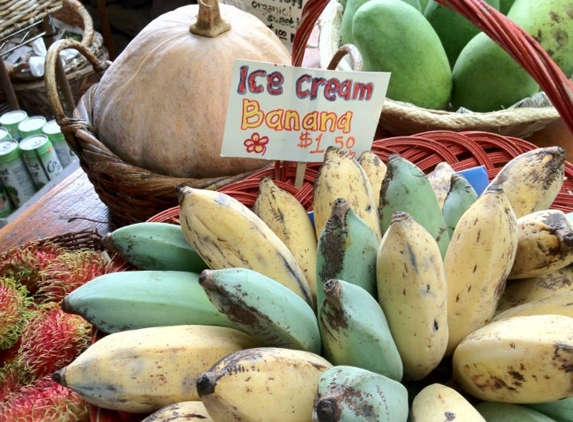 South Kona Fruit Stand - Captain Cook, HI