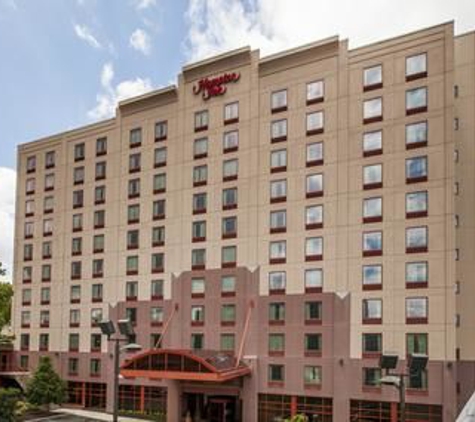 Hampton Inn New York - LaGuardia Airport - East Elmhurst, NY