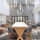 Hampton Inn & Suites St. Charles Old Town Area - Hotels