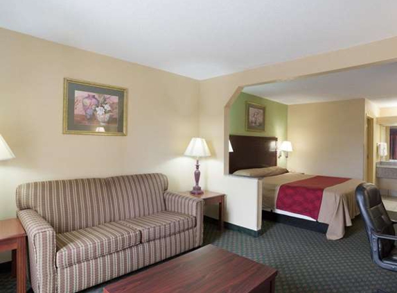 Econo  Lodge - New Orleans, LA