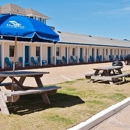 Dolphin Oceanfront Motel - Motels