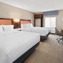 Hampton Inn & Suites Scottsburg - Hotels
