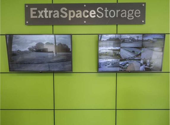 Extra Space Storage - Taylors, SC