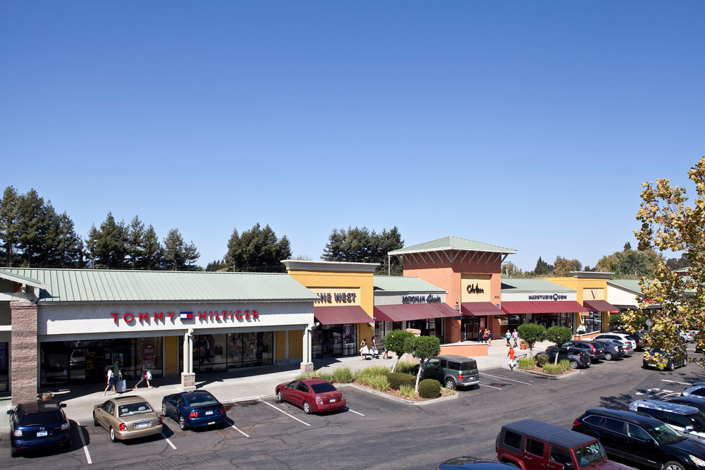 Napa Premium Outlets 629 Factory Stores Dr, Napa, CA 94558
