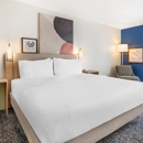 Spark by Hilton Roanoke Airport - Hotels