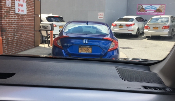 Dunkin' - Fresh Meadows, NY