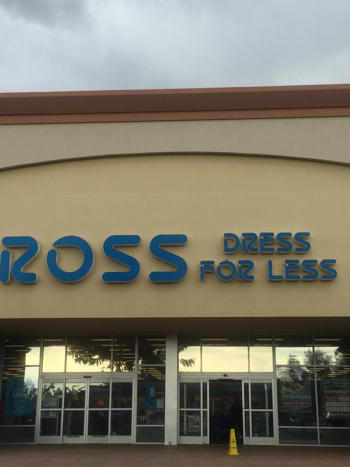 Ross dress for hotsell less new years hours