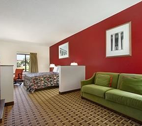 Days Inn by Wyndham Greenville South/Mauldin - Mauldin, SC