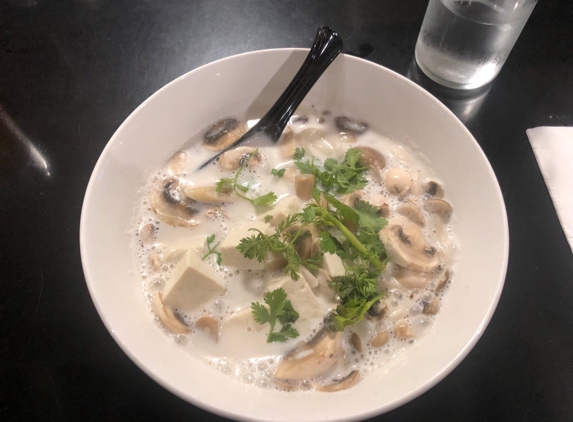 Empty Bowl Gourmet Noodle Bar - Santa Barbara, CA