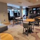 Courtyard by Marriott - Hotels