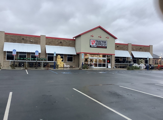 Tractor Supply Co - Harrisburg, NC