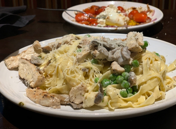 Carrabba's Italian Grill - Temple Terrace, FL