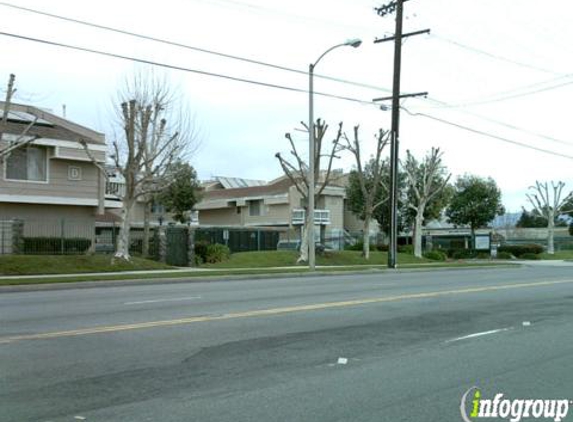 Lifestyle Apartments - Fontana, CA