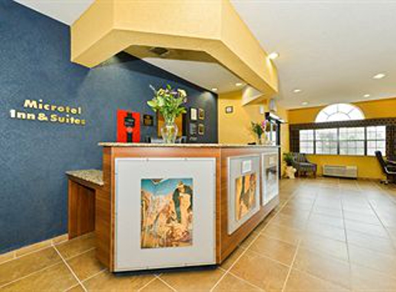 Microtel New Braunfels - New Braunfels, TX