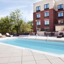 Hampton Inn & Suites Chapel Hill-Carrboro/Downtown - Hotels