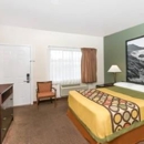 Super 8 by Wyndham Monterey - Motels