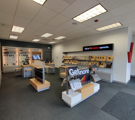 Verizon - Oak Harbor, WA