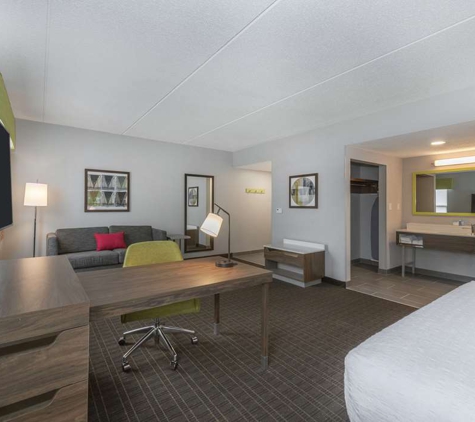 Hampton Inn & Suites Burlington - Burlington, NC