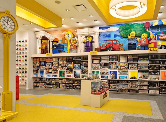 The LEGO® Store Flatiron District - New York, NY