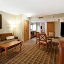 Embassy Suites by Hilton Greenville Golf Resort & Conference Center - Hotels