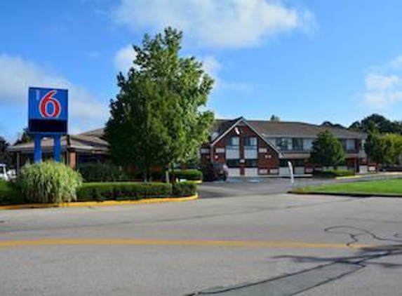 Motel 6 - Newport, RI