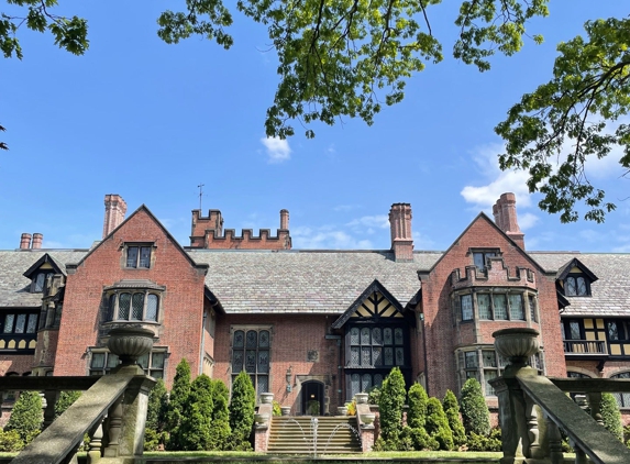 Stan Hywet Hall & Gardens - Akron, OH