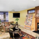 Days Inn & Suites by Wyndham Downtown Gatlinburg Parkway - Hotels