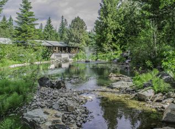 Bonners Ferry Log Inn - Bonners Ferry, ID