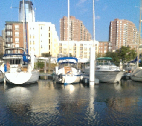 Liberty Harbor Marina & RV Park - Jersey City, NJ