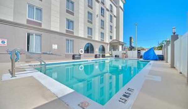 Best Western Airport Inn & Suites - Orlando, FL