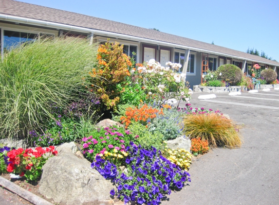 Surf Motel & Gardens - Fort Bragg, CA