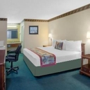 Travelodge by Wyndham Costa Mesa Newport Beach Hacienda - Hotels