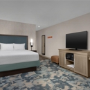 Hampton Inn & Suites St. Louis/Alton - Hotels