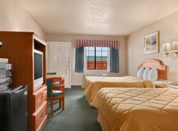 Days Inn - Granbury, TX