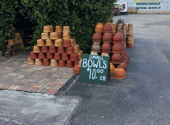 Rorabeck's Plants & Produce - Lake Worth, FL