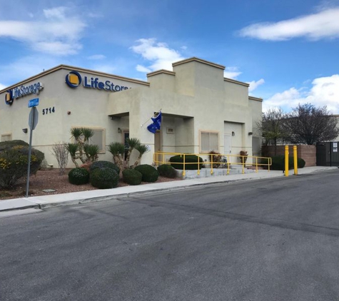 Life Storage - North Las Vegas, NV