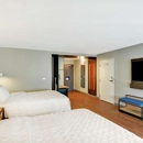 Tru by Hilton Middletown - Hotels