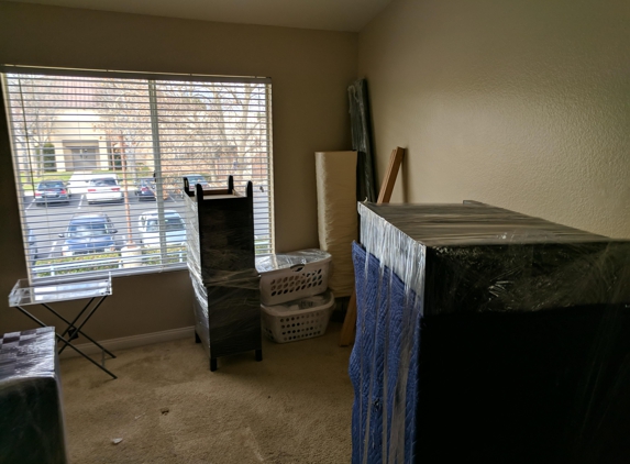 Ready-to-go Movers - Thousand Oaks, CA